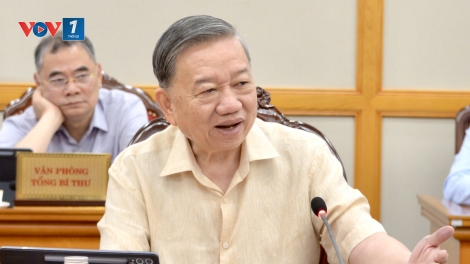 Tổng Bí thư: Nhân dân, đồng bào đang hào hứng phấn khởi chính vì vậy chúng ta càng phải làm tốt hơn
