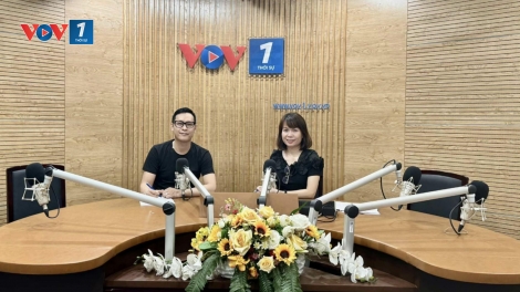 Cấm học sinh dùng điện thoại trong trường: Ngắt kết nối ảo để kết nối đúng cách