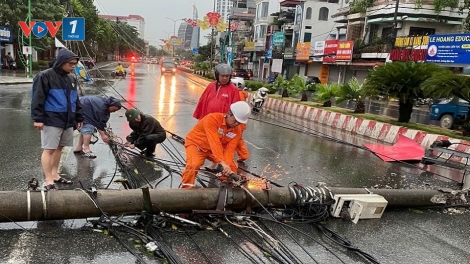 Vẫn còn 29.934 khách hàng miền Bắc đang mất điện do ảnh hưởng giông lốc