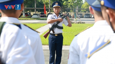 Xây dựng đội ngũ cán bộ Cảnh sát biển “vừa hồng, vừa chuyên” trong huấn luyện điều lệnh