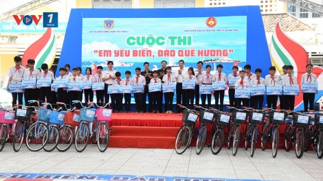 Chỉnh lý, nâng cao chất lượng bộ câu hỏi Cuộc thi "Em yêu biển, đảo quê hương"
