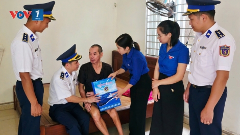 Hải đội 102 tổ chức gặp mặt tri ân cán bộ, chiến sĩ là thân nhân người có công