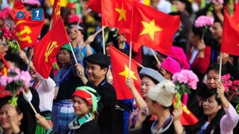 Thiêng liêng hai tiếng "Việt Nam"
