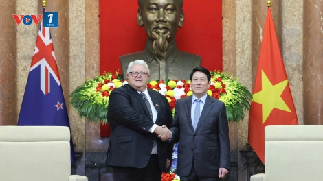 Chủ tịch nước Lương Cường tiếp Chủ tịch Quốc hội New Zealand Gerry Brownlee