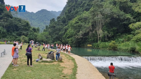 Theo dòng thời sự sáng 4/8/2025