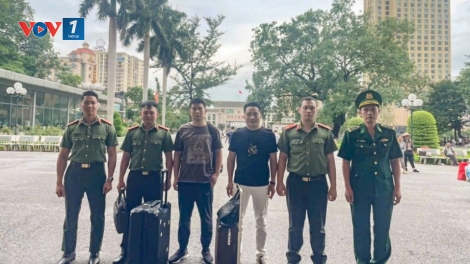 Quảng Ninh: Trục xuất người nước ngoài dùng thị thực du lịch để làm việc “chui”