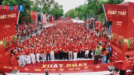 Cùng Việt Nam tiến bước