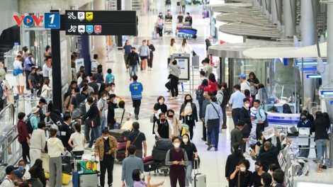 Thái Lan hủy gần 10.000 giấy phép tạm trú của người nước ngoài