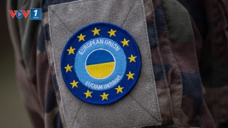 EU cân nhắc huấn luyện quân sự tại Ukraine sau lệnh ngừng bắn