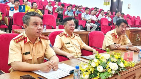 Gần 100 doanh nghiệp ở Bình Dương cũ ký cam kết an toàn đường thủy