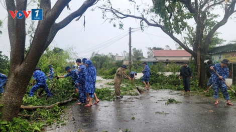 Tình quân dân càng thêm gắn bó sau “bão dữ”