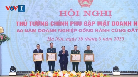 Thời sự 18h 30/8/2025: Thủ tướng Chính phủ Phạm Minh Chính gặp mặt doanh nghiệp.
