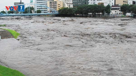 6 người chết và mất tích do mưa lũ dữ dội, Nhật Bản ban bố báo động mức cao nhất