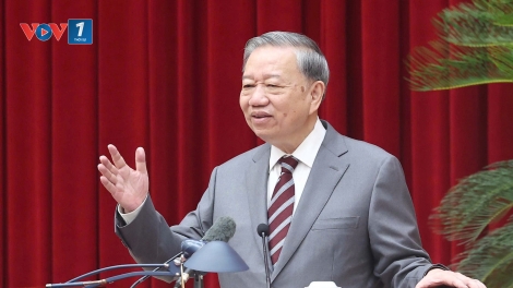 Tổng Bí thư Tô Lâm gặp mặt đại biểu trí thức, nhà khoa học, văn nghệ sĩ