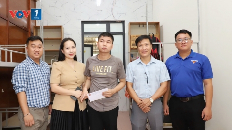 Lan tỏa ước mơ chắp cánh cho tân sinh viên nghèo