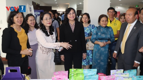 Kết nối logistics Việt Nam- Campuchia: Cơ hội hợp tác, mục tiêu giảm 10-15% chi phí vào năm 2030