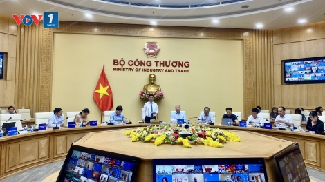 Bộ trưởng Bộ Công Thương: Phấn đấu tăng trưởng xuất khẩu 12% trong năm nay