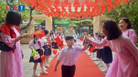 Miền Trung: Tạo điều kiện tốt nhất cho học sinh chuyển trường mới do sáp nhập tỉnh