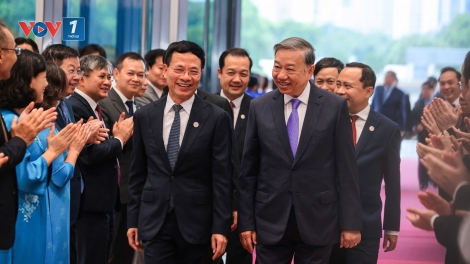 Tổng Bí thư Tô Lâm tặng Ngành KHCN 10 chữ:  “Tự chủ - Trí tuệ - Công nghệ - Đột phá - Hội nhập”