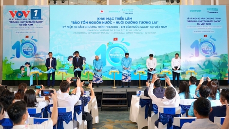 Kỉ niệm 10 năm chương trình” Mizuiku- Em yêu nước sạch” và Triển lãm tranh “Bảo tồn nguồn nước"