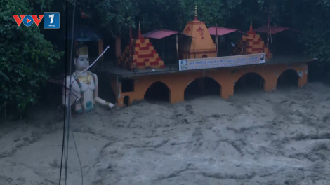 Lũ quét, mưa lớn tàn phá Himalaya, Ấn Độ