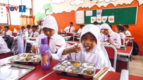 Chính phủ Indonesia khẳng định vẫn tiếp tục Chương trình bữa ăn miễn phí