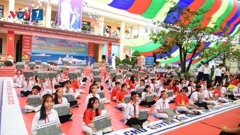 Bồi đắp kiến thức, ý thức pháp luật về biển đảo cho học sinh từ "Cuộc thi em yêu biển đảo quê hương"