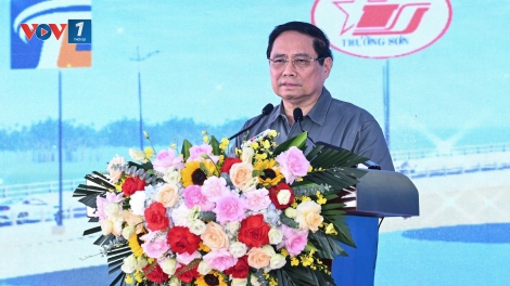 Thủ tướng: Cầu Phong Châu - nhịp cầu hàn gắn vết thương, nhân lên niềm hạnh phúc