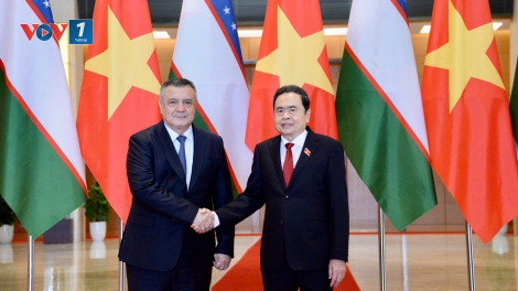 Chủ tịch Quốc hội Trần Thanh Mẫn tiếp Chủ tịch Hạ viện Quốc hội Uzbekistan