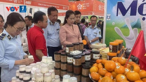 Hội chợ Mùa Thu 2025 lần thứ nhất được tổ chức theo mô hình “5 phân khu chủ đề.