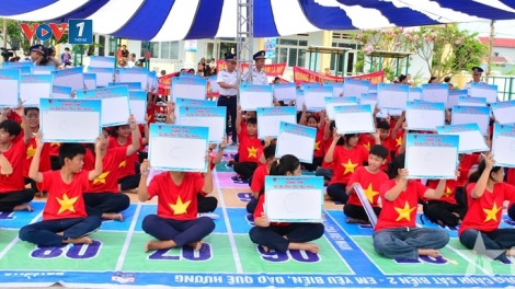Cuộc thi "Em yêu biển đảo quê hương"- giáo dục pháp luật biển cho thế hệ trẻ