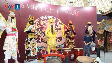 Hội chợ Mùa Thu lần thứ nhất: Gắn thương mại với văn hóa truyền thống