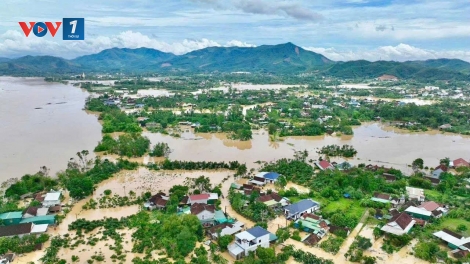 Khẩn trương khôi phục sản xuất sau mưa lũ (03/10/2025)