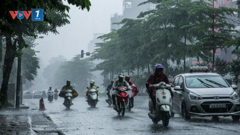 Thời tiết ngày 24/10: Miền Bắc rét về đêm và sáng, miền Trung mưa to