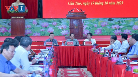 Thời sự 18h 19/10/2025: Đẩy nhanh tiến độ làm đường cao tốc ở Đồng bằng sông Cửu Long