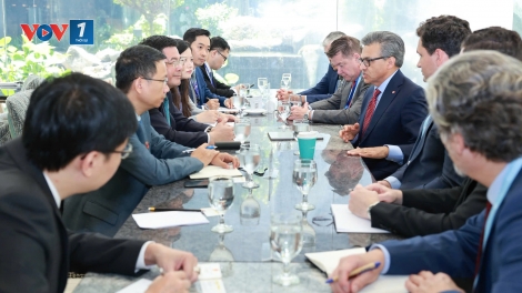 Bộ trưởng Công Thương Nguyễn Hồng Diên tiếp đoàn Hội đồng Kinh doanh Canada