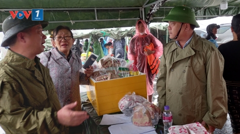 Những phần ăn ấm lòng cho người dân vùng lũ  tỉnh Khánh Hòa