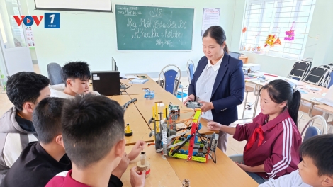 Cô giáo vùng cao và hành trình gieo mầm STEM nơi biên cương tổ quốc
