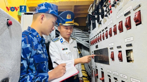 Đại úy Hà Văn Đức – Kỹ sư trẻ tận tâm với những “trái tim” của con tàu Cảnh sát biển