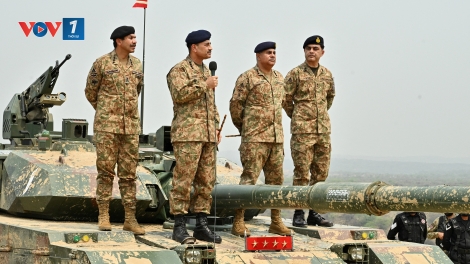 Pakistan thông qua dự luật sửa đổi Hiến pháp gây tranh cãi