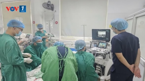 Cứu sống bệnh nhân trẻ tuổi sốc nhiễm trùng, viêm phổi ARDS do tụ cầu vàng, tổn thương cơ tim cấp