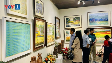 Đang diễn ra Triển lãm mỹ thuật "Gặp Gỡ mùa Thu 1" tại Hà Nội