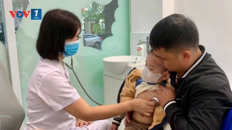 Thời tiết giao mùa, gia tăng trẻ em và người già nhập viện