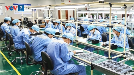 Cơ hội và thách thức gì để Việt Nam tham gia thị trường bán dẫn toàn cầu