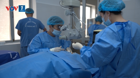 Bệnh viện Trung ương quân đội 108 mang “ánh sáng” đến cho đồng bào nghèo vùng cao Trùng Khánh