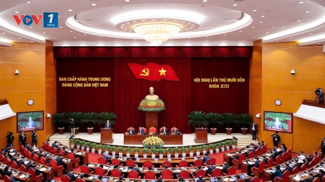 Thông cáo báo chí về ngày làm việc thứ nhất hội nghị TƯ 14