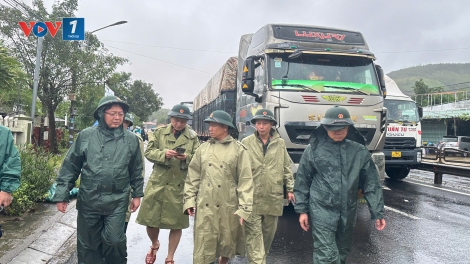 Phó Thủ tướng Hồ Quốc Dũng chỉ đạo ứng phó lũ lụt nguy cấp tại Đắk Lắk