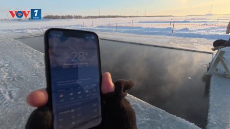 Nga: độc đáo hoạt động bơi lội mùa đông ở nhiệt độ -30°C