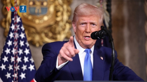 Tổng thống Donald Trump “hòa hoãn” về chính sách chip bán dẫn