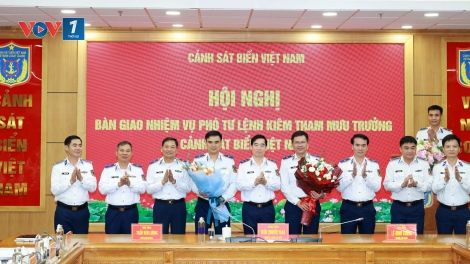 Thiếu tướng Trần Văn Lượng giữ chức Phó Tư lệnh kiêm Tham mưu trưởng Cảnh sát biển Việt Nam